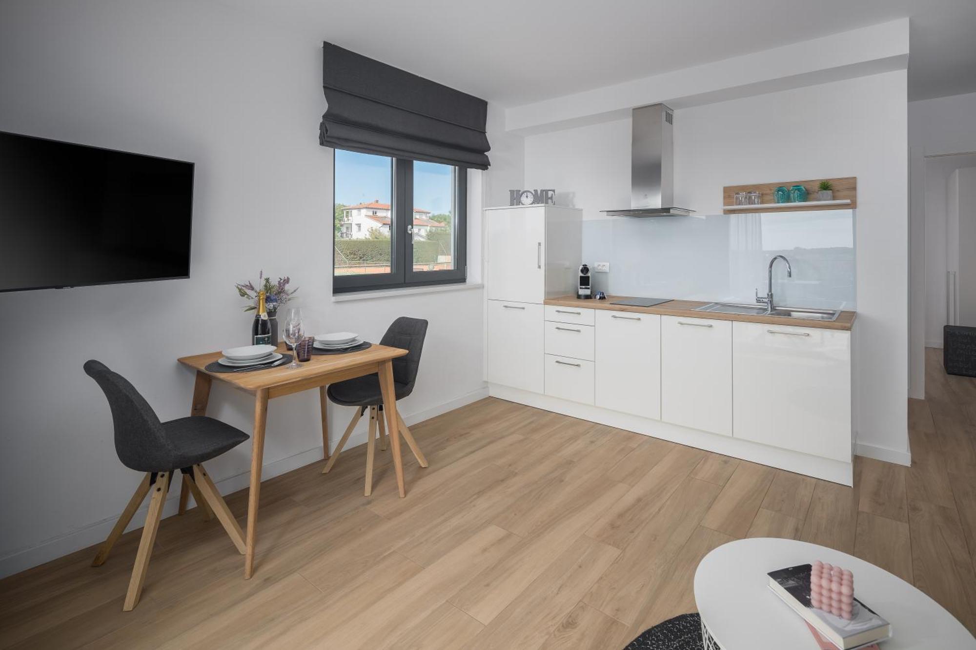 Lana Premium Residence 2 Porec Esterno foto